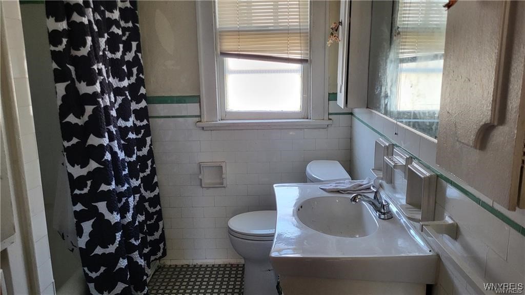 2047 Clinton Street Buffalo, NY 14206 - Photo 17 of 48