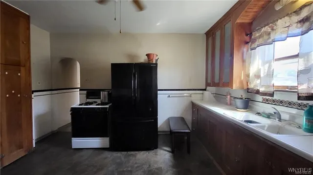 $259,900 | 2047 Clinton Street, Buffalo, NY 14206