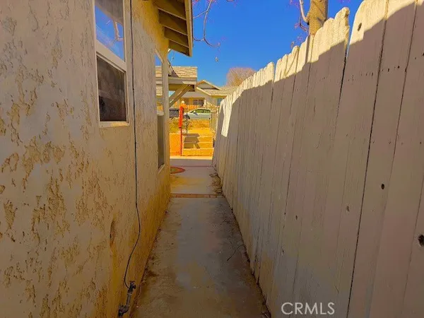 $251,000 | 15557 5th Street, Victorville, CA 92395