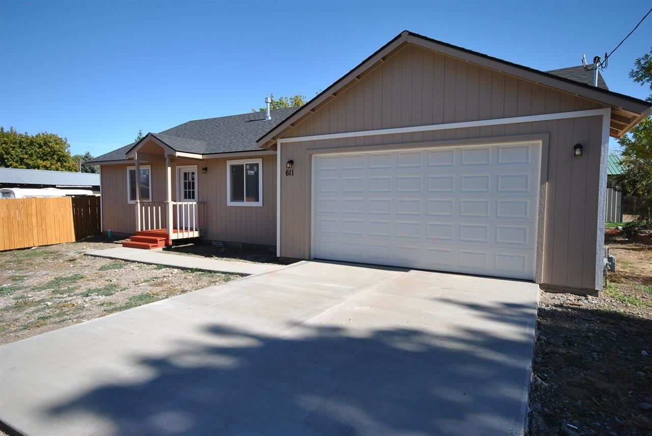 611 South Custer Road Spokane, WA 99212 - Photo 1 of 14