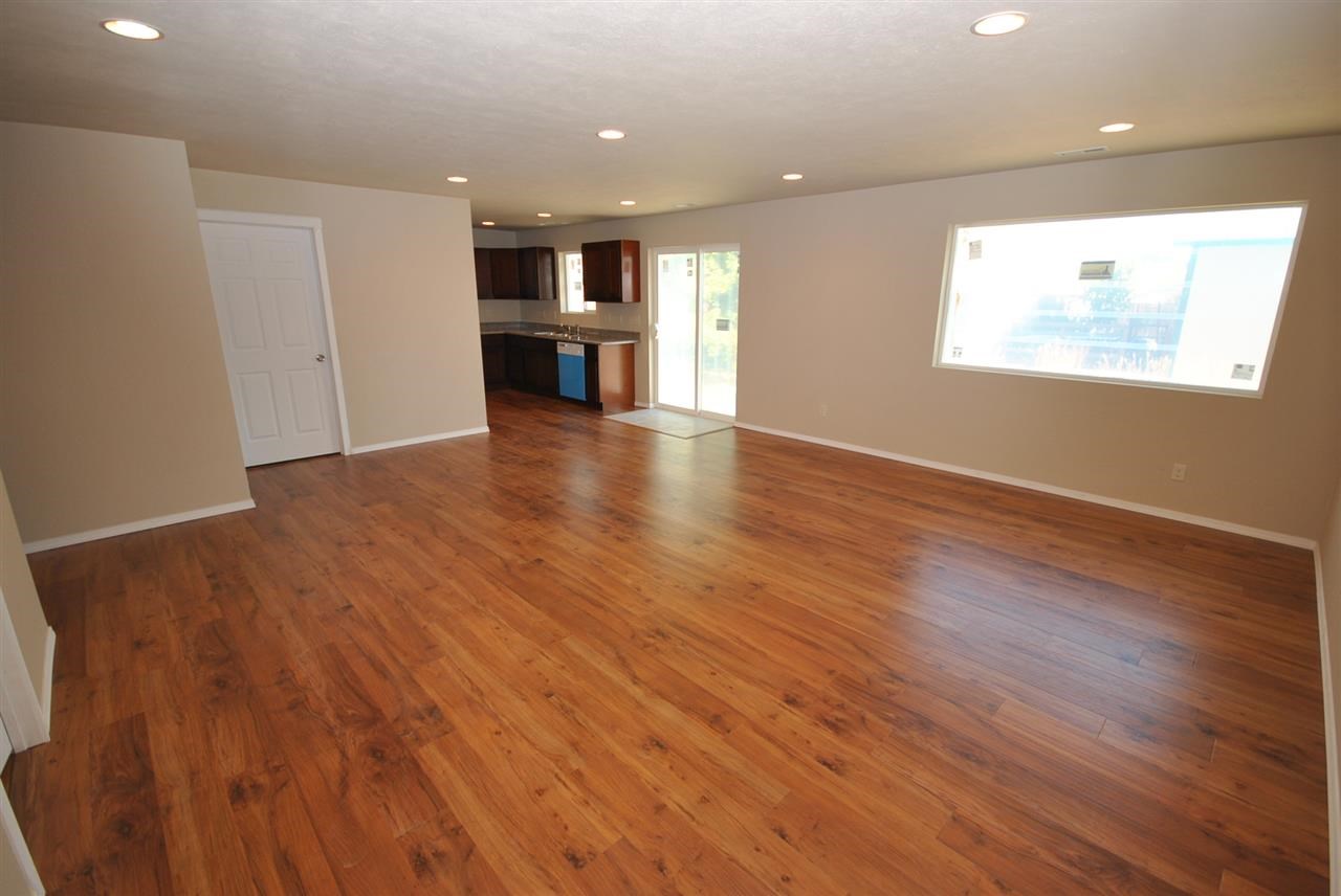 611 South Custer Road Spokane, WA 99212 - Photo 4 of 14