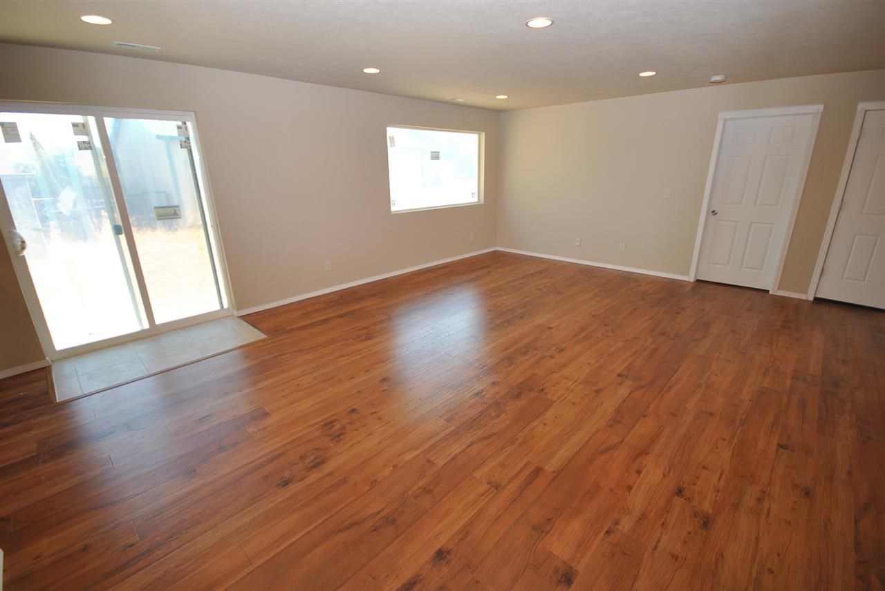 611 South Custer Road Spokane, WA 99212 - Photo 7 of 14