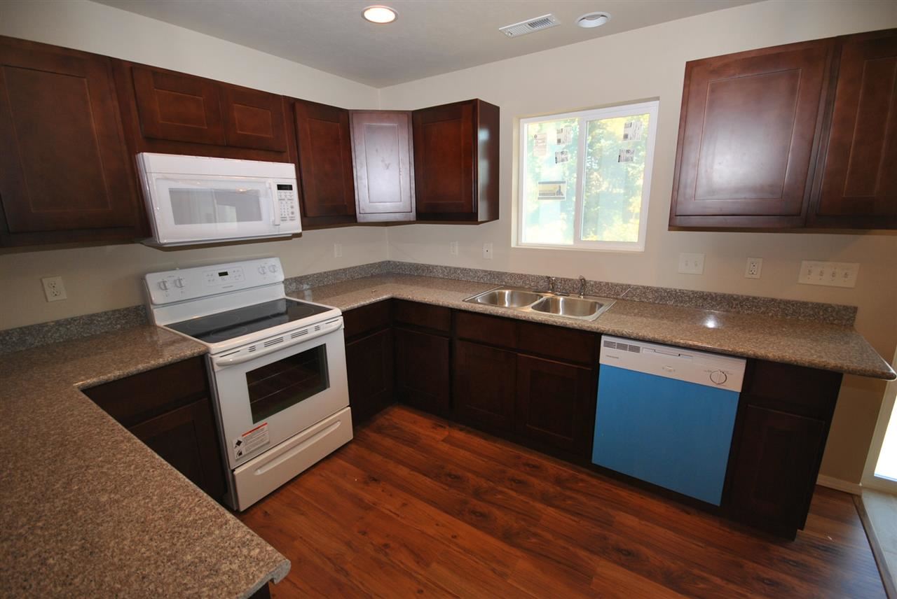 611 South Custer Road Spokane, WA 99212 - Photo 9 of 14
