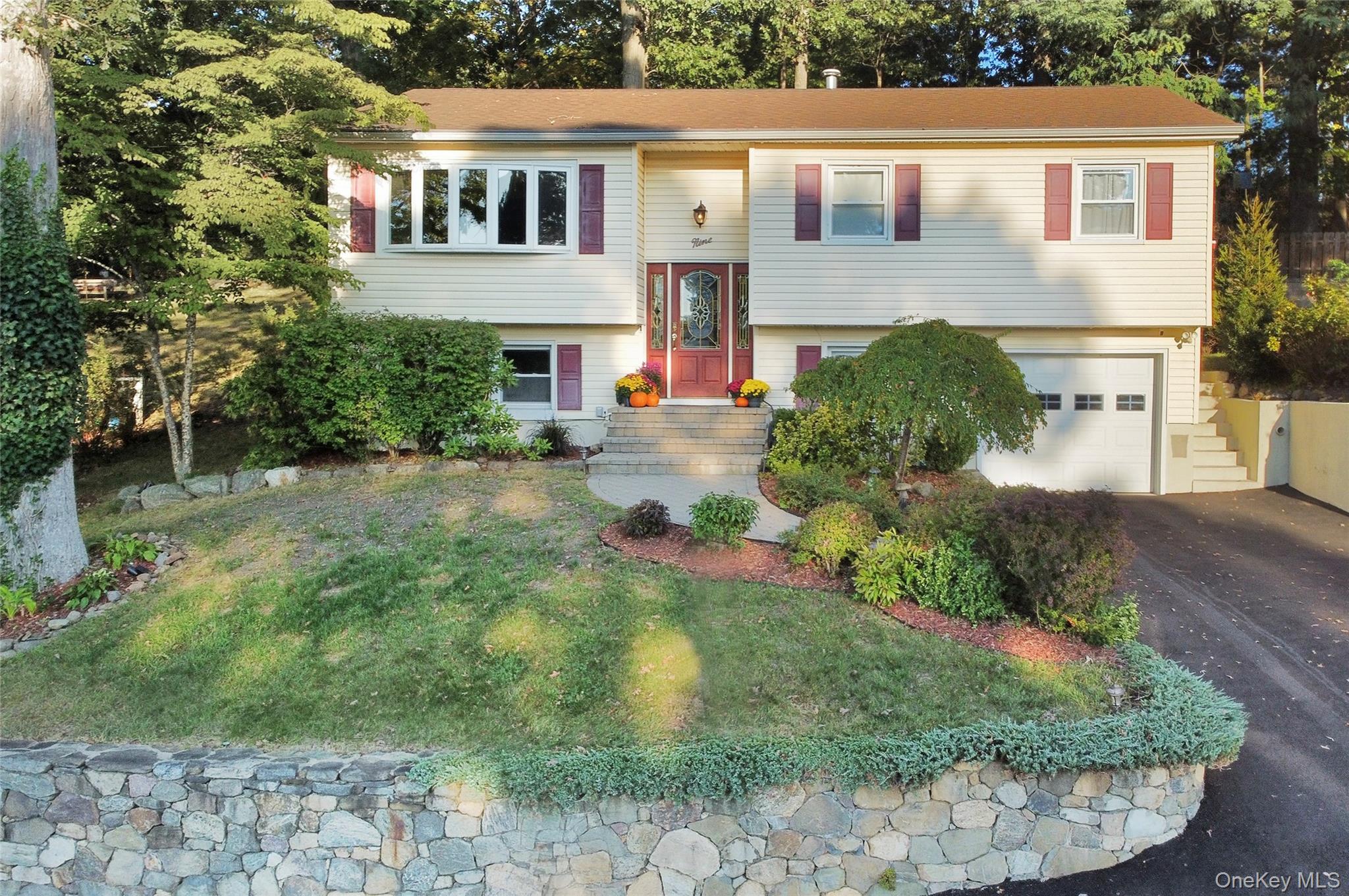 9 Prospect Place Suffern, NY 10901 - Photo 2 of 13 a view of a back yard of the house