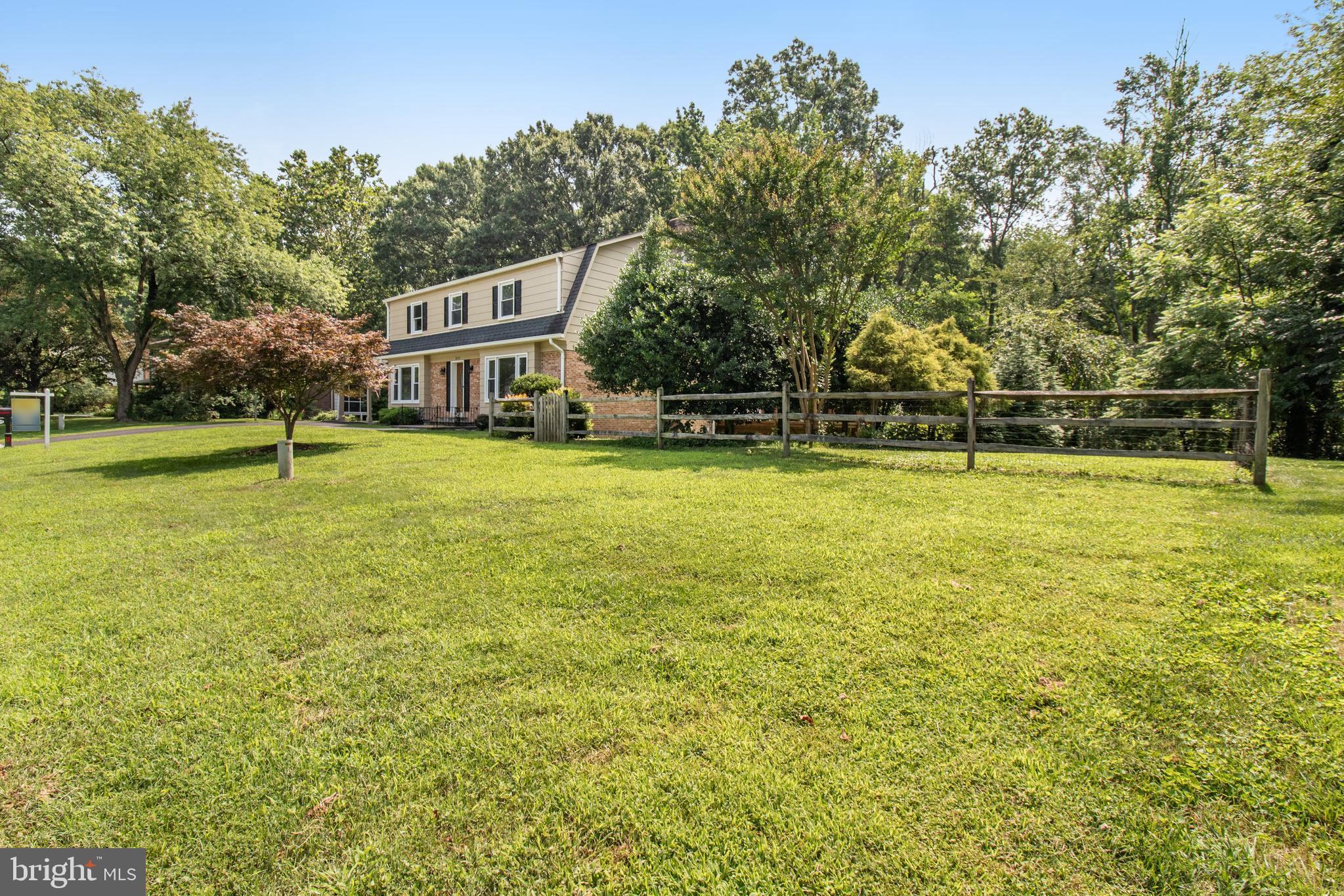 8709 Gateshead Road Alexandria, VA 22309 - Photo 3 of 92 Gallery Image 3