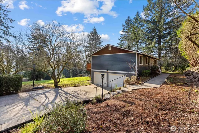 $565,000 | 32 Madrona Place, DuPont, WA 98327