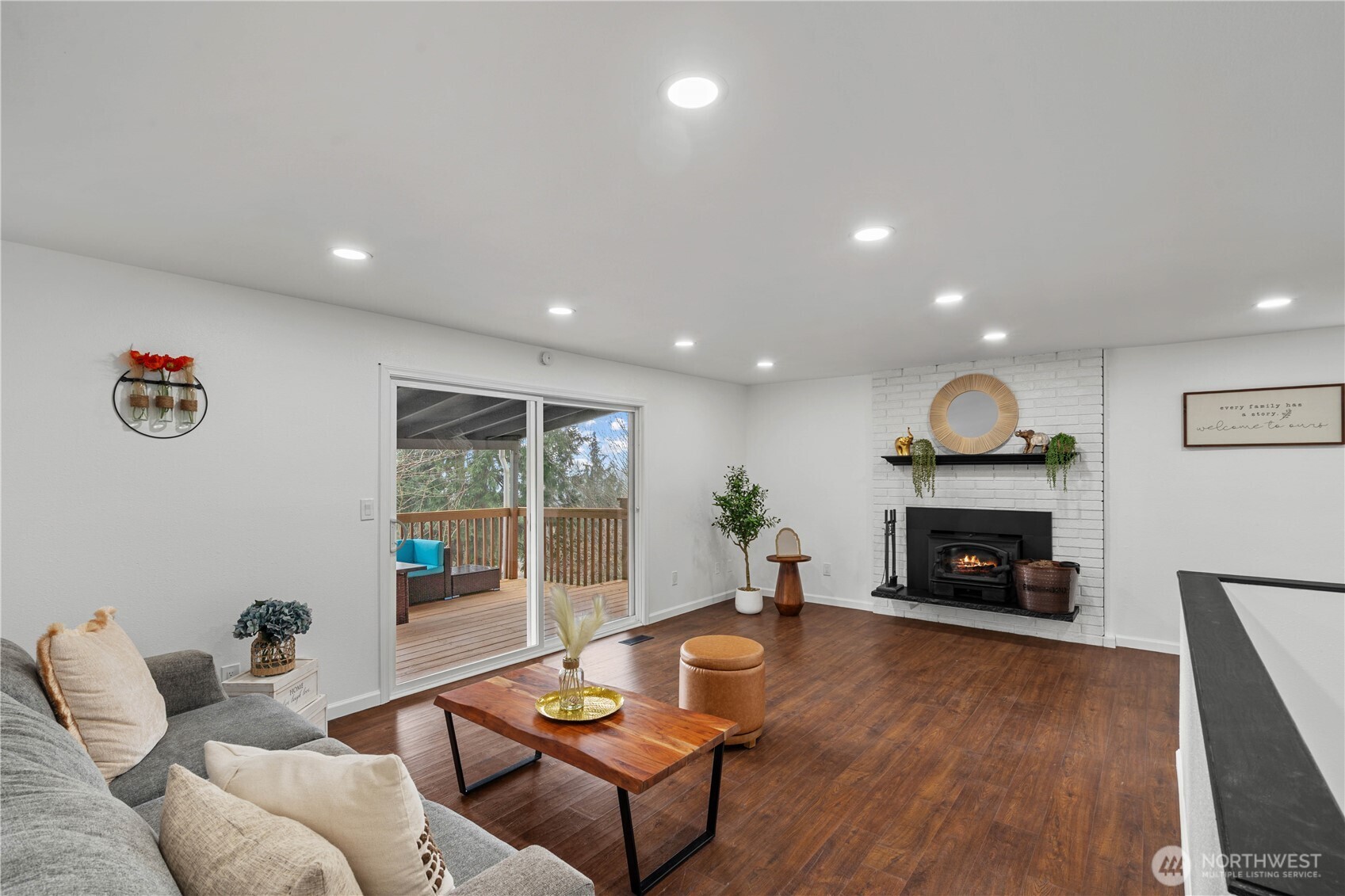 32 Madrona Place DuPont, WA 98327 - Photo 5 of 34