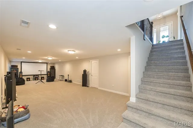 $487,500 | 113 Stonebridge Crossing Drive, Maryville, IL 62062