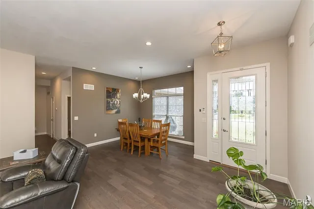 $487,500 | 113 Stonebridge Crossing Drive, Maryville, IL 62062