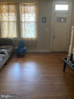 2860 Pelham Avenue Baltimore, MD 21213 - Photo 2 of 8