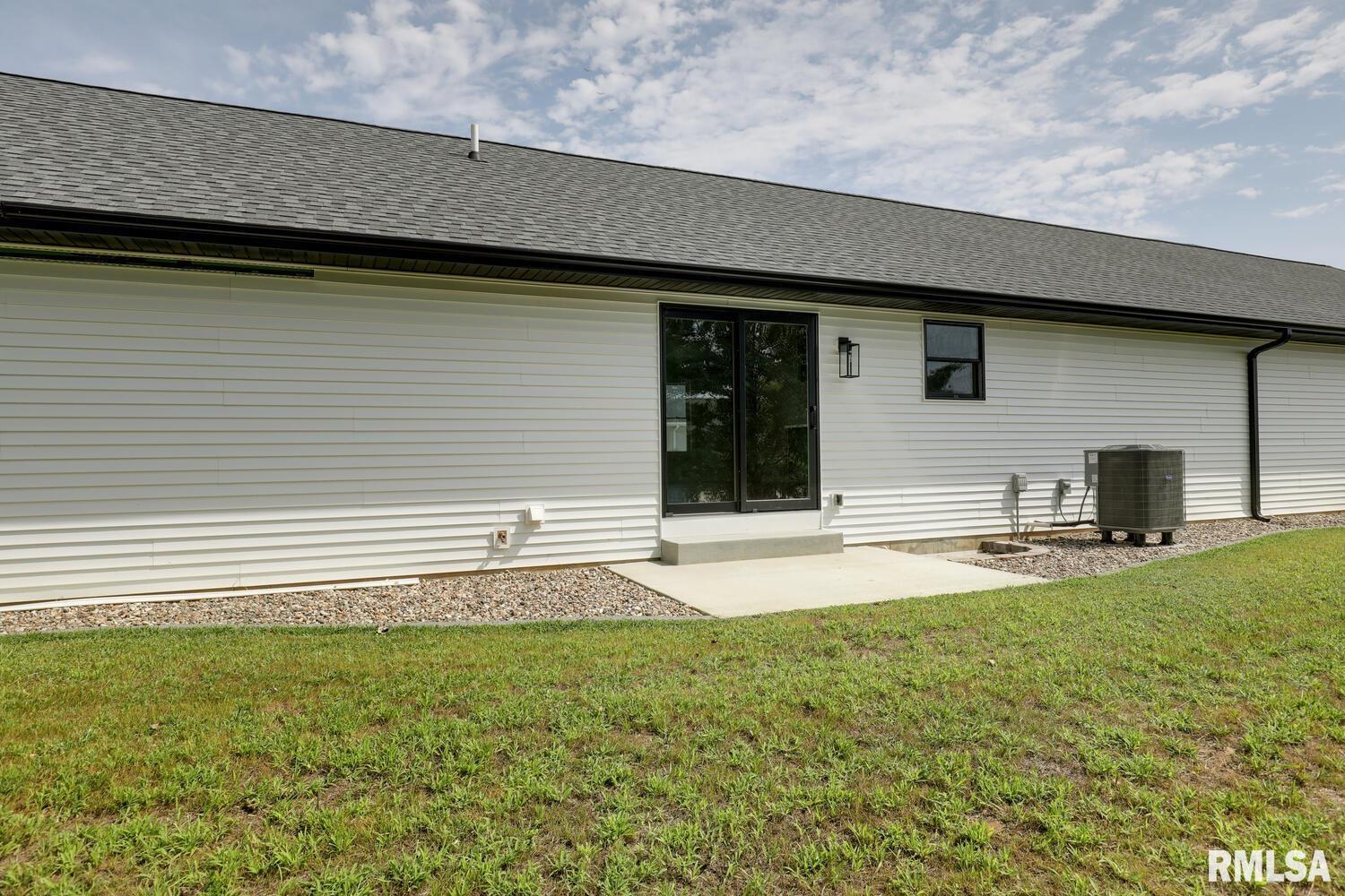 2809 North 23rd Street Quincy, IL 62305 - Photo 8 of 8