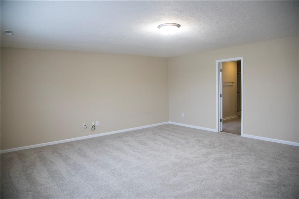 12556 Schoolhouse Road Fishers, IN 46037 - Photo 11 of 25 Gallery Image 11