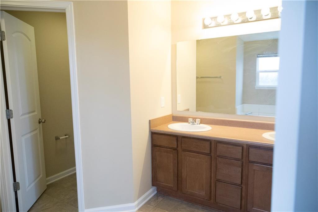12556 Schoolhouse Road Fishers, IN 46037 - Photo 12 of 25 Gallery Image 12