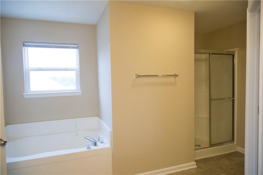 12556 Schoolhouse Road Fishers, IN 46037 - Photo 14 of 25 Gallery Image 14