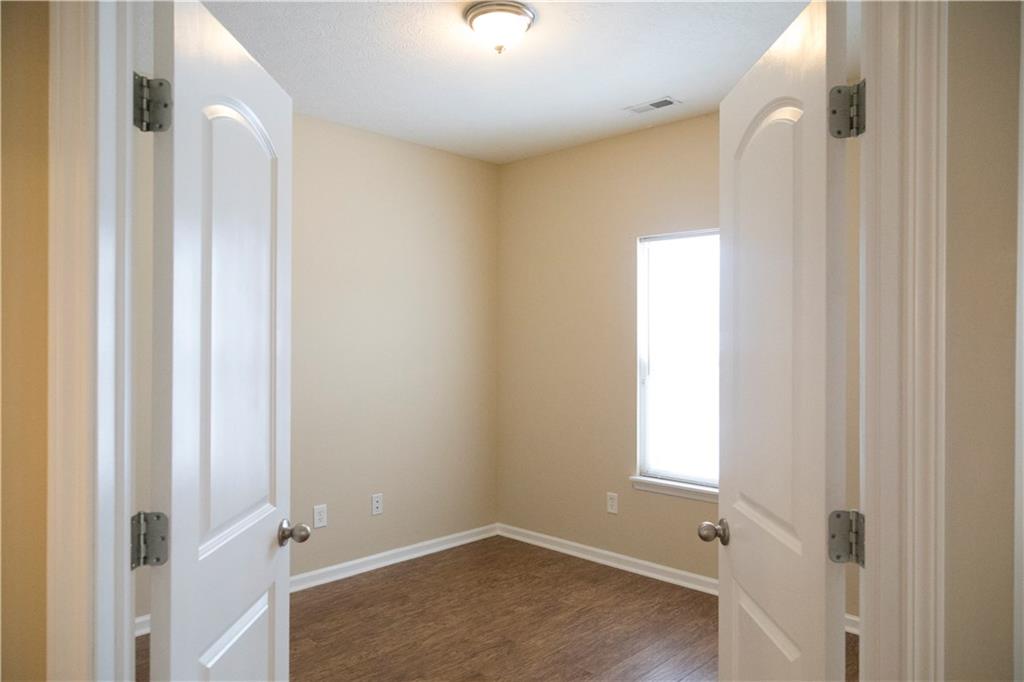 12556 Schoolhouse Road Fishers, IN 46037 - Photo 9 of 25 Gallery Image 9
