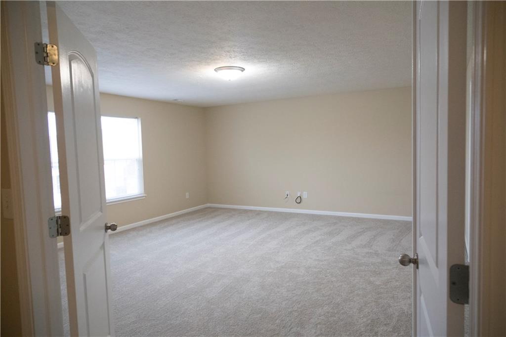 12556 Schoolhouse Road Fishers, IN 46037 - Photo 10 of 25 Gallery Image 10