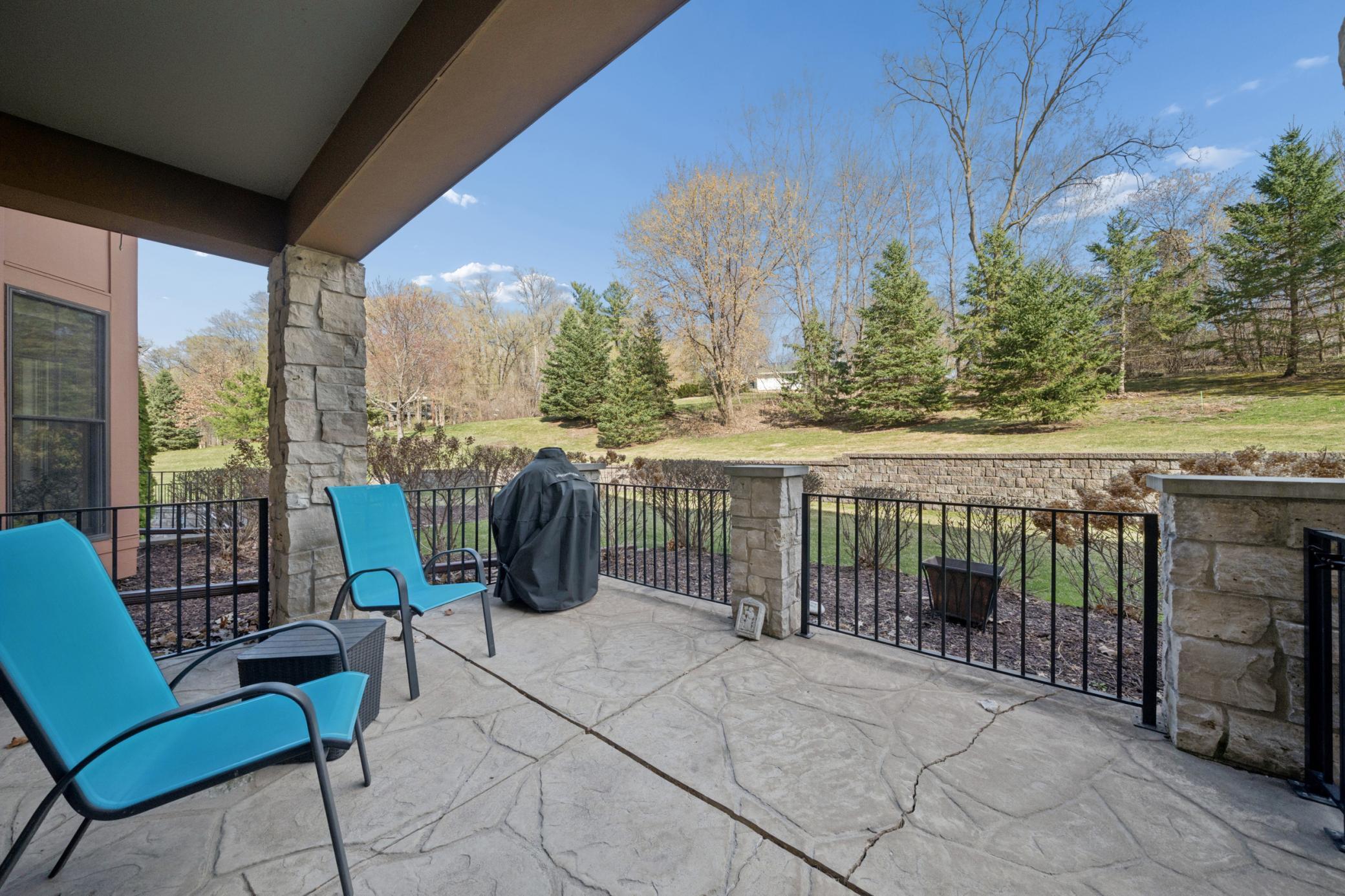 1320 Riverside Lane, Unit 103 Mendota Heights, MN 55118 - Photo 24 of 31