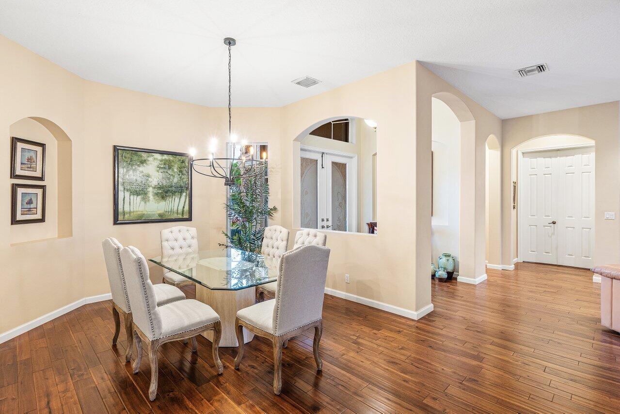 11082 Silver Ridge Street Wellington, FL 33449 - Photo 4 of 38 007-11082SilverRidgeStreet-Wellington-FL