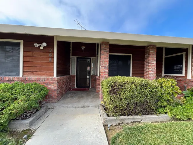 $475,000 | 365 Foxmeadow Way, Los Banos, CA 93635