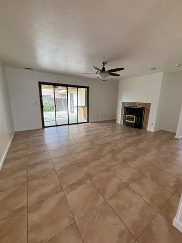 $475,000 | 365 Foxmeadow Way, Los Banos, CA 93635