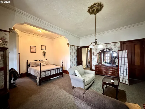 $585,000 | 1790 Washington Avenue, Baker City, OR 97814
