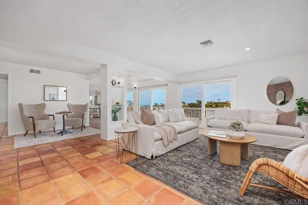 $2,798,000 | 5942 Sagebrush Road, La Jolla, CA 92037