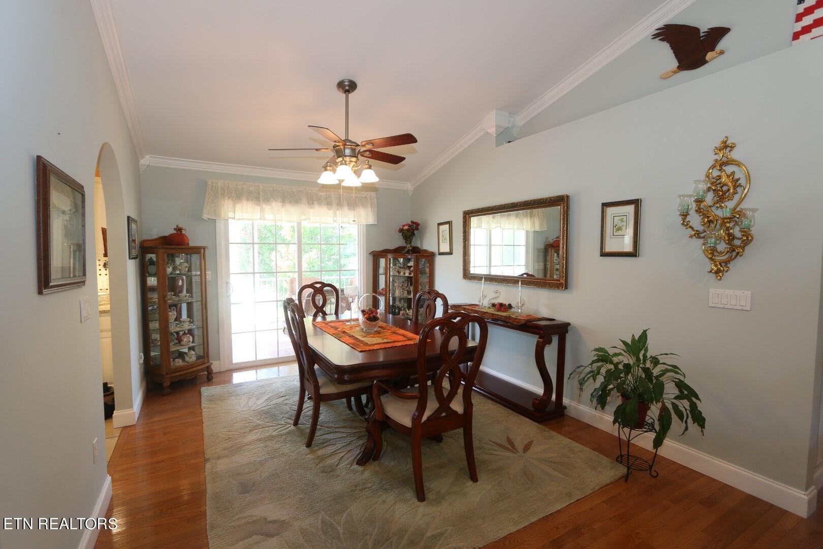 1375 Hodges Bend Road Sevierville, TN 37876 - Photo 4 of 30 Gallery Image 4