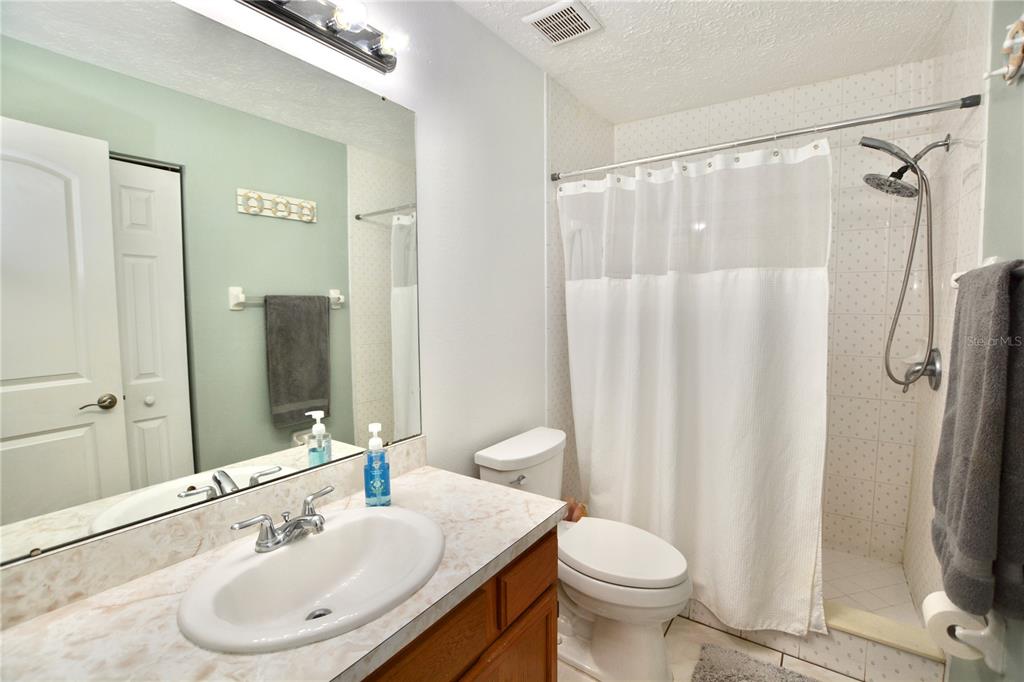 1762 Castle Rock Road Tampa, FL 33612 - Photo 28 of 52 Gallery Image 28