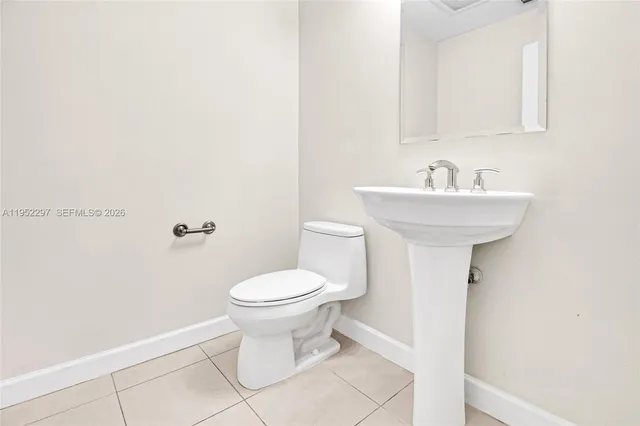 $2,950 | 1945 South Ocean Drive, Unit 1410, Hallandale Beach, FL 33009