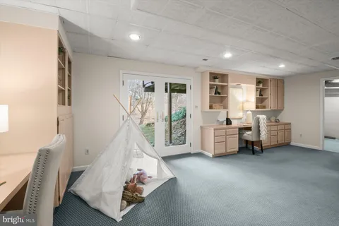 $995,000 | 1727 Glastonberry Road, Potomac, MD 20854