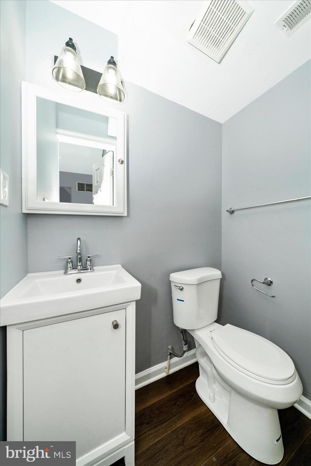 8212 Brooktree Street Laurel, MD 20724 - Photo 11 of 53 Lower Bath