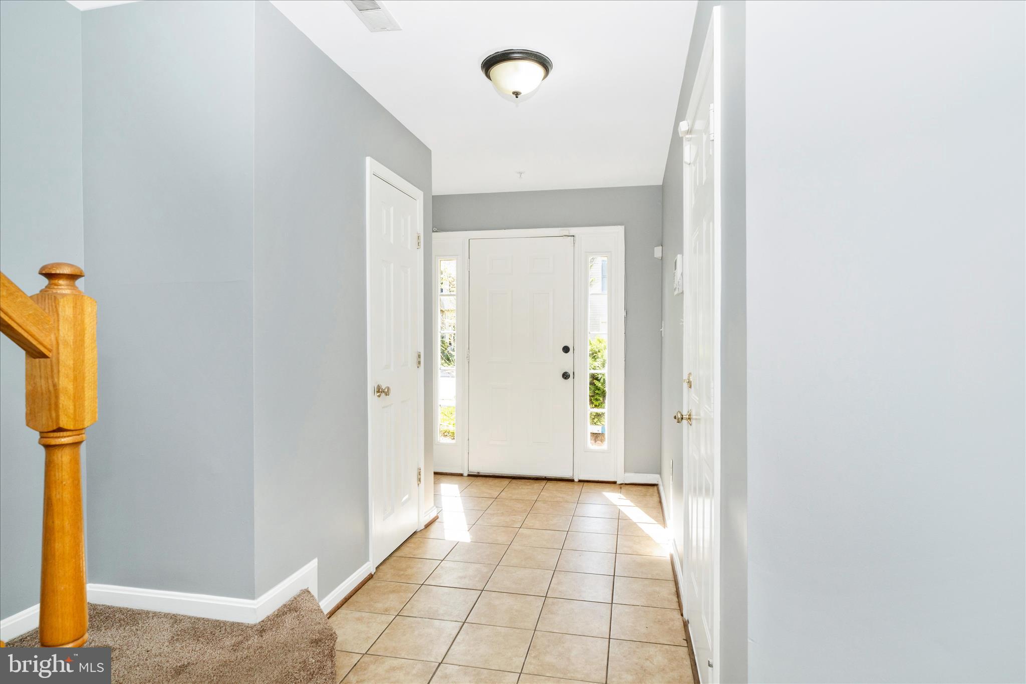 8212 Brooktree Street Laurel, MD 20724 - Photo 3 of 53 Foyer