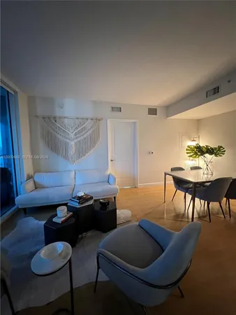 $550,000 | 480 Northeast 30th Street, Unit 903, Miami, FL 33137