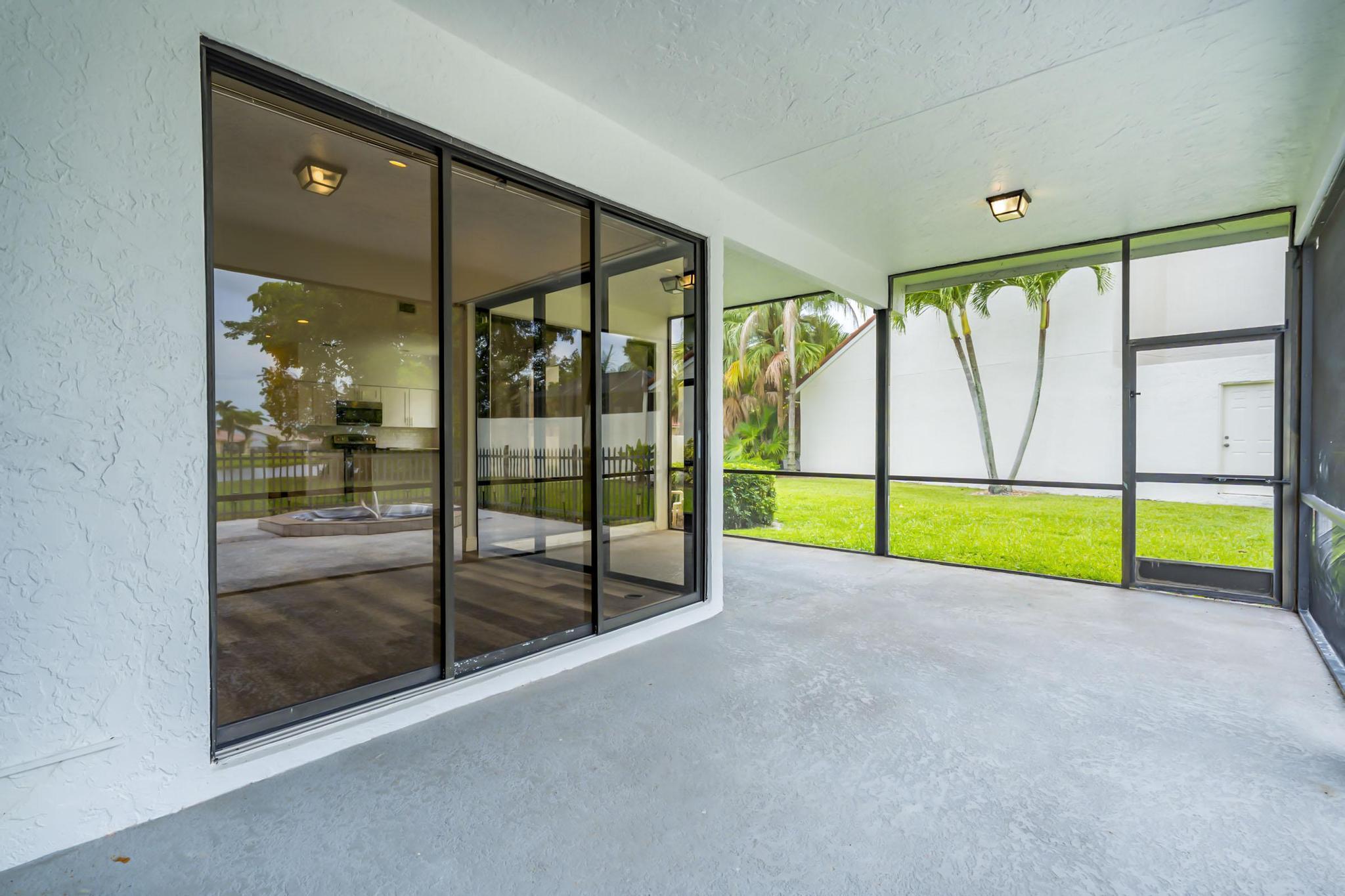 19325 Cherry Hills Terrace Boca Raton, FL 33498 - Photo 54 of 75 045