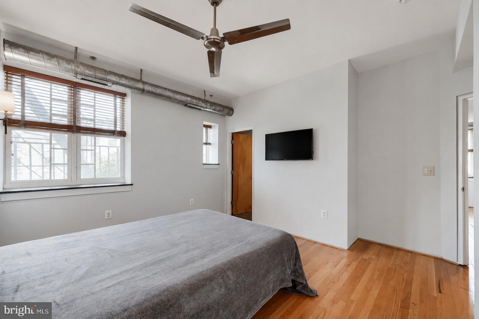 104 West Madison Street, Unit 9 Baltimore, MD 21201 - Photo 7 of 35
