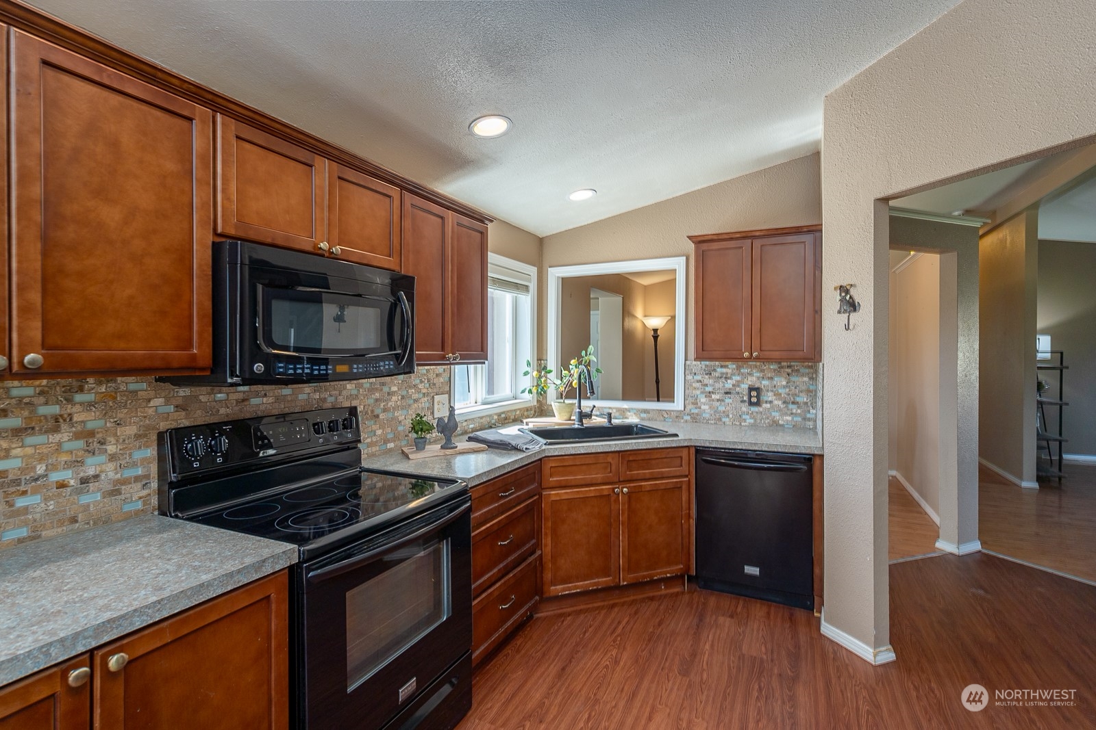 14116 Dodson Road Northwest Ephrata, WA 98823 - Photo 8 of 36 Gallery Image 8