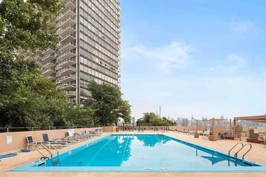 $269,000 | 6040 Boulevard East, Unit 3K, West New York, NJ 07093