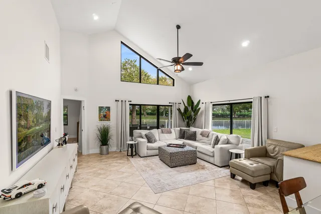 $1,200,000 | 5061 Via De Amalfi Drive, Boca Raton, FL 33496