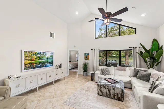 $1,200,000 | 5061 Via De Amalfi Drive, Boca Raton, FL 33496