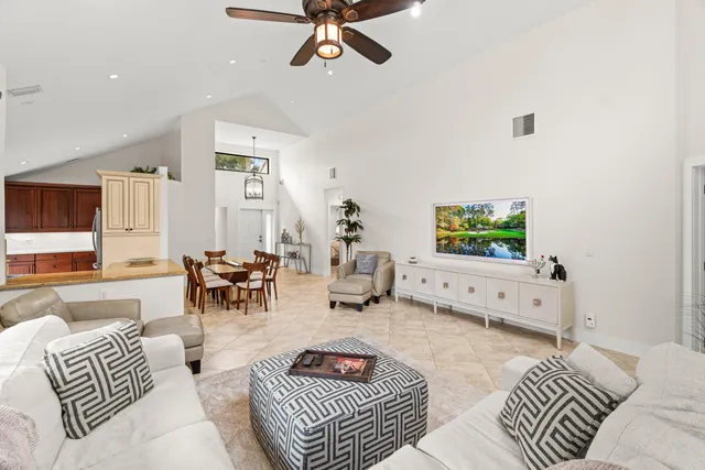 $1,200,000 | 5061 Via De Amalfi Drive, Boca Raton, FL 33496