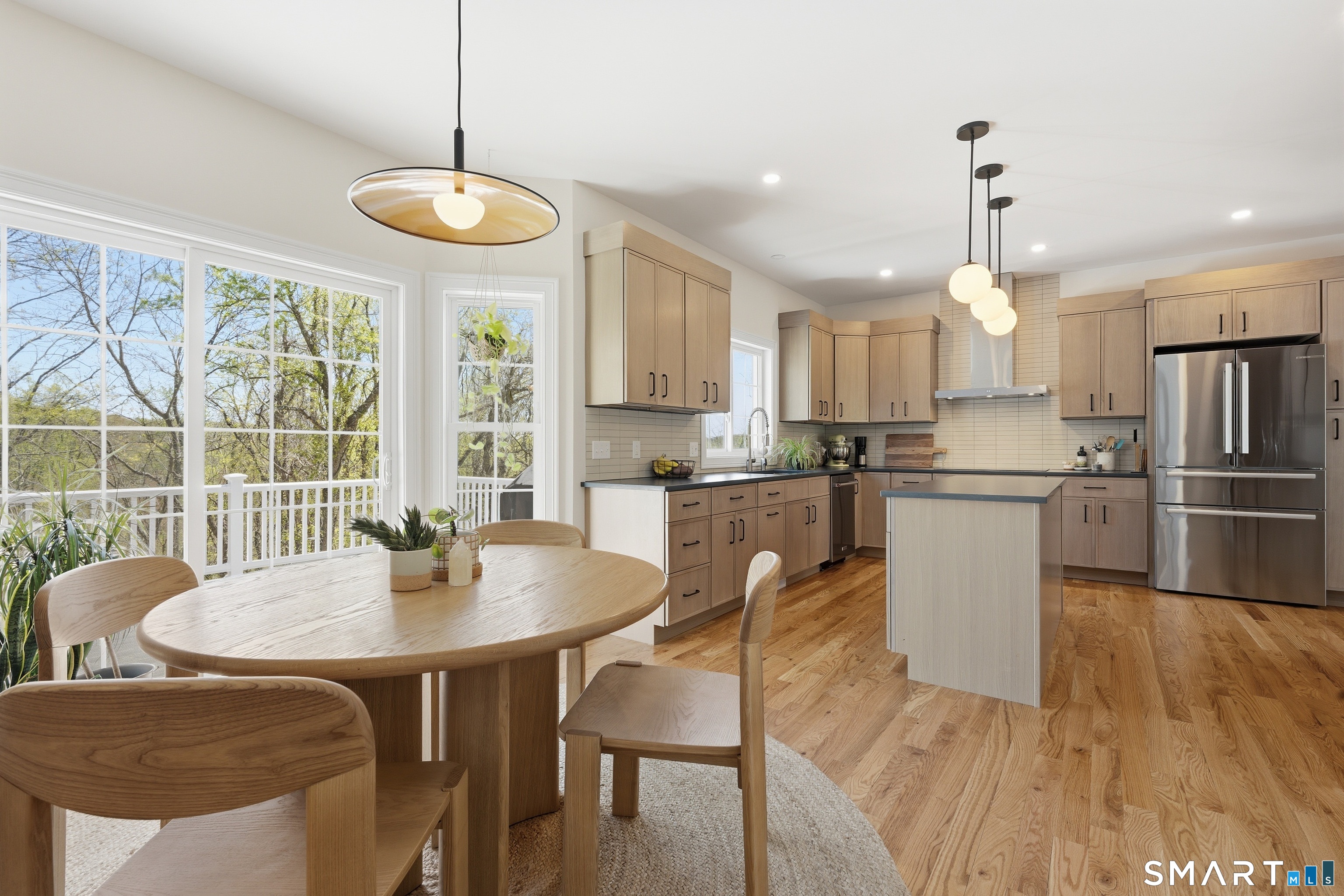 218 Quaker Farms Road Oxford, CT 06478 - Photo 3 of 37