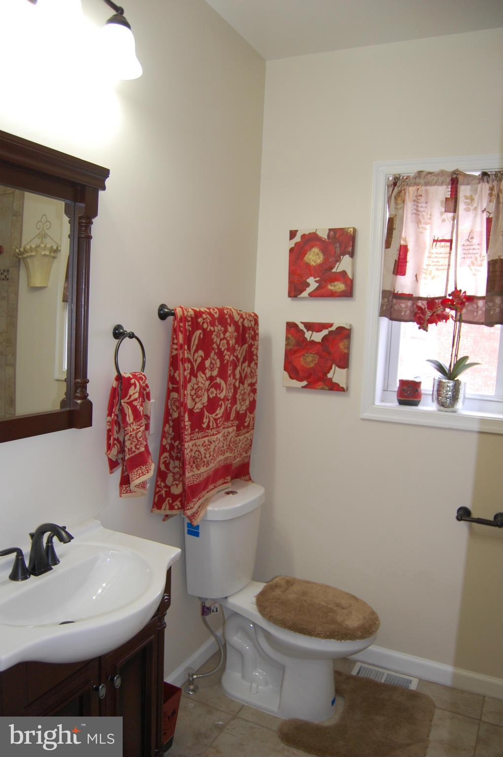 2344 Reisterstown Road Baltimore, MD 21217 - Photo 17 of 26 Bath