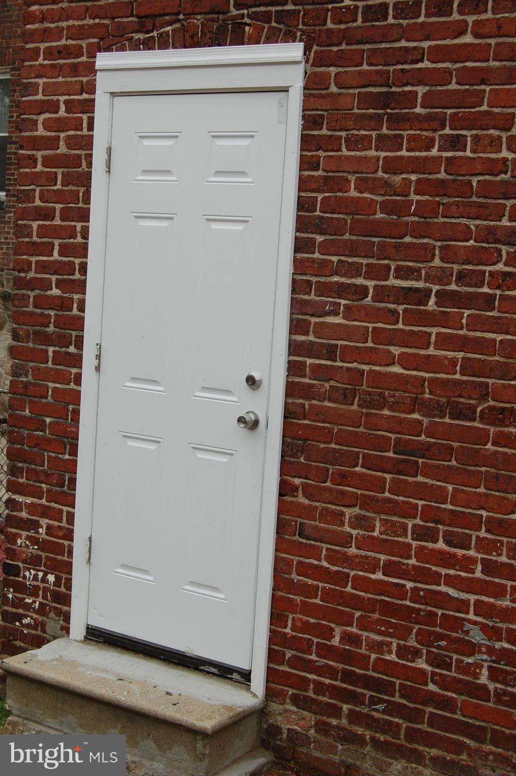 2344 Reisterstown Road Baltimore, MD 21217 - Photo 25 of 26 Exterior (Rear)