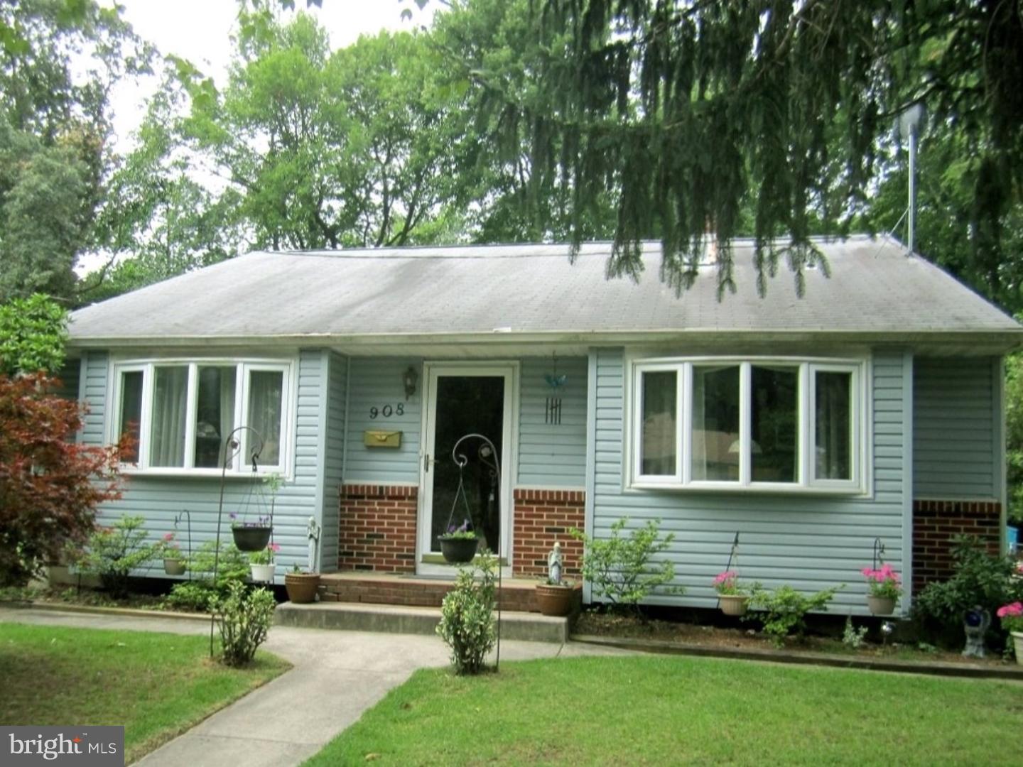 908 Bentley Road Laurel Springs, NJ 08021 - Photo 1 of 21 Exterior Front