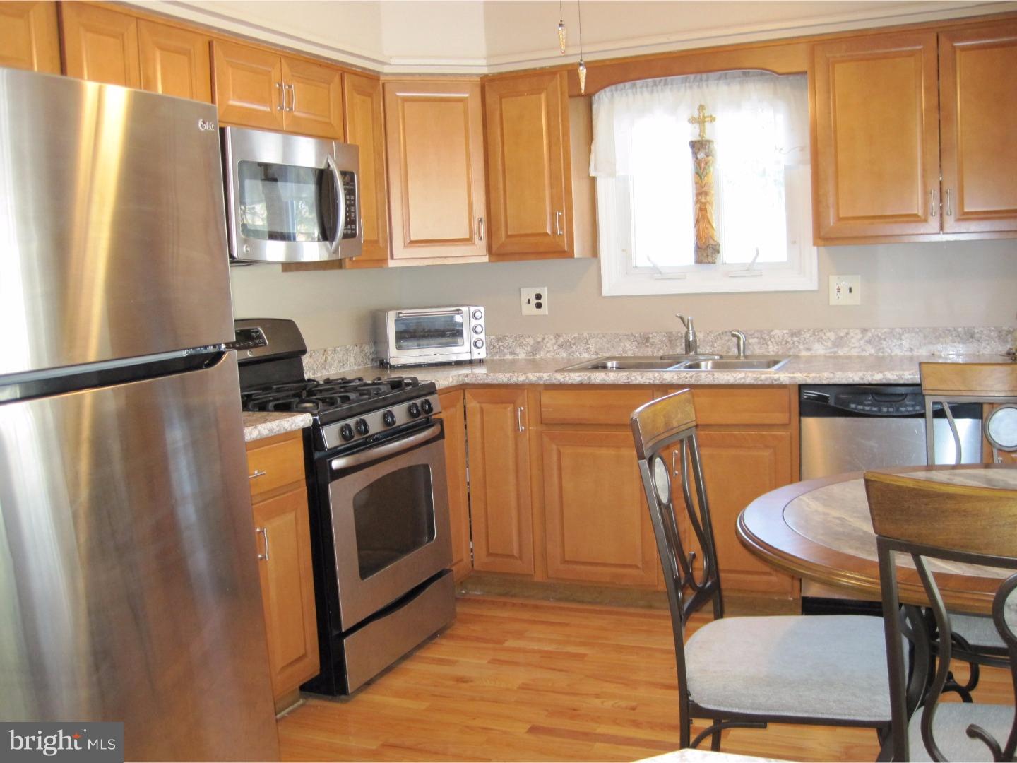 908 Bentley Road Laurel Springs, NJ 08021 - Photo 5 of 21 Kitchen