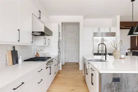 $1,500,000 | 9999 East 59th N Place, Denver, CO 80238