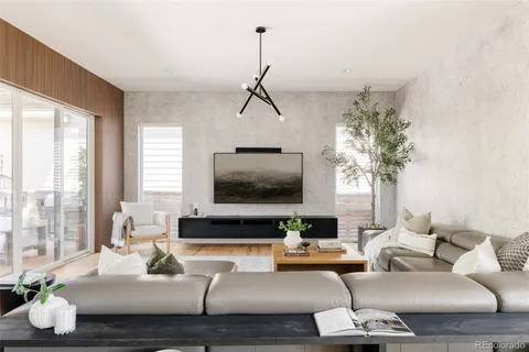 $1,500,000 | 9999 East 59th N Place, Denver, CO 80238