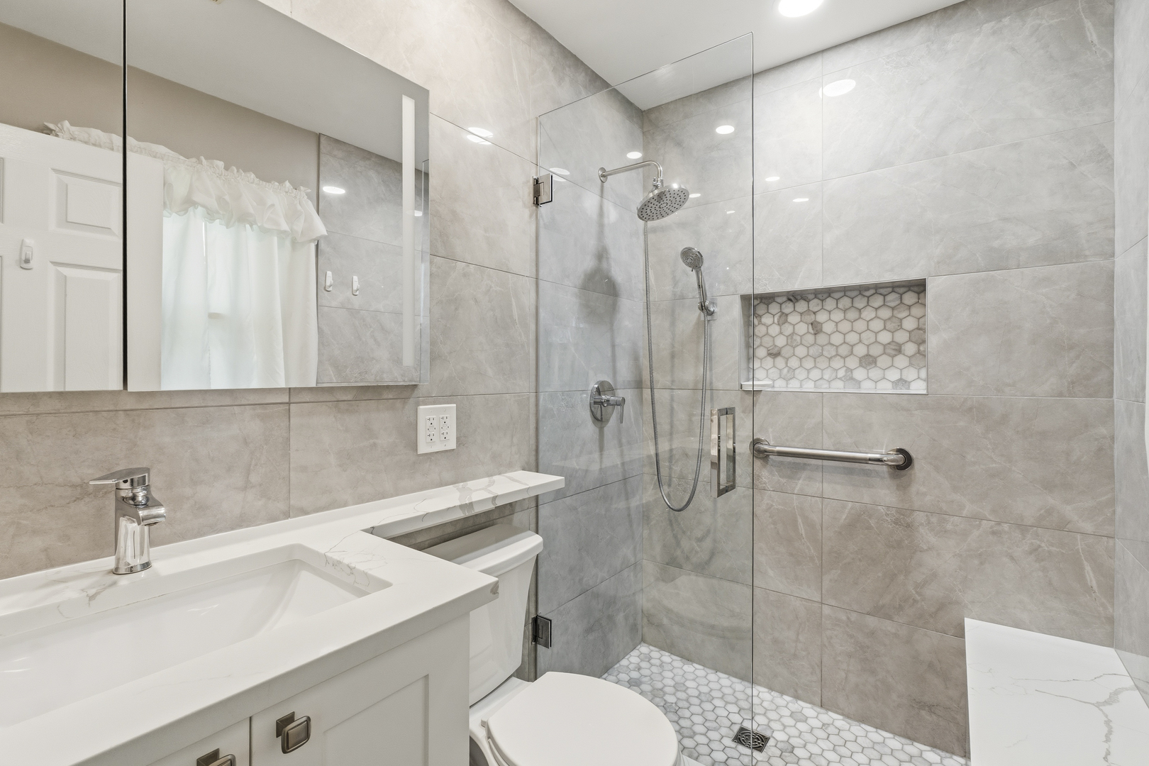 933 West Gilbert Road Palatine, IL 60067 - Photo 20 of 34
