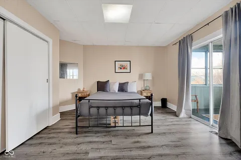 $250,000 | 2446 Carrollton Avenue, Indianapolis, IN 46205