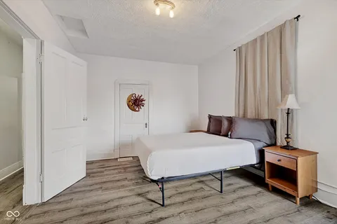 $250,000 | 2446 Carrollton Avenue, Indianapolis, IN 46205